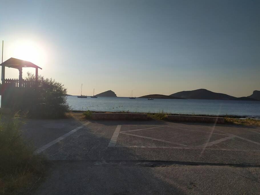 Modern Studio Next To The Sea! Pórto Ráfti Екстериор снимка
