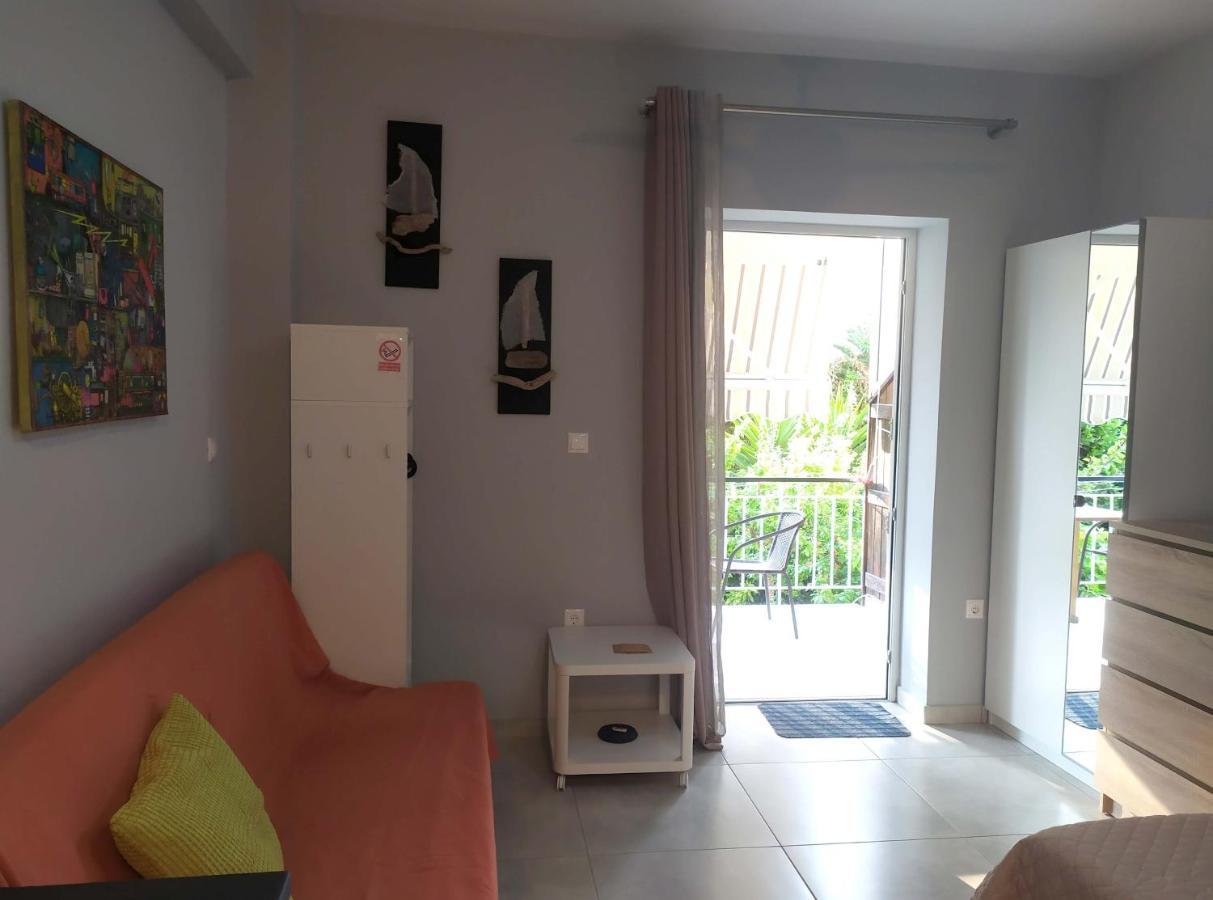 Modern Studio Next To The Sea! Pórto Ráfti Екстериор снимка